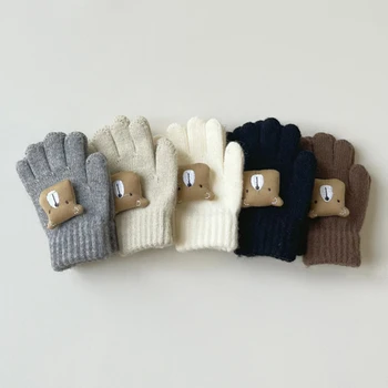 Детски плетени калъф за ръкавици Есенно-зимните модни Топли ръкавици с хубав кубическим мечка, детски меки мультяшные възли ръкавици